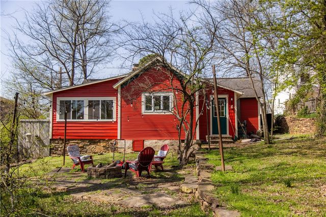 224 S Church Avenue, Fayetteville, AR 72701