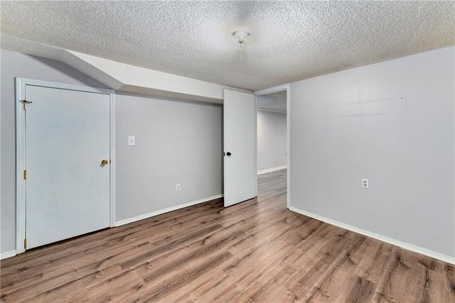 213 Juniper Street, Lee's Summit, MO 64064