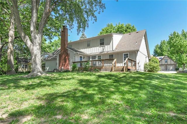 213 Juniper Street, Lee's Summit, MO 64064