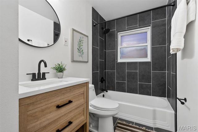 1618 Keelen Drive, St Louis, MO 63136