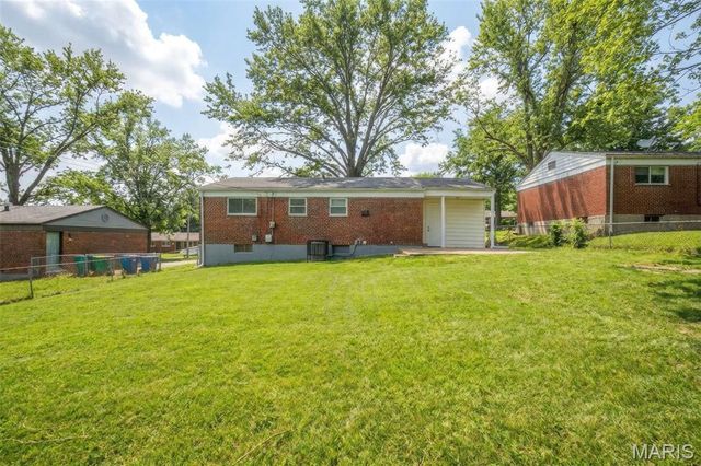 1618 Keelen Drive, St Louis, MO 63136