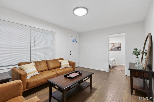 1618 Keelen Drive, St Louis, MO 63136