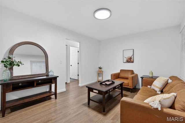 1618 Keelen Drive, St Louis, MO 63136