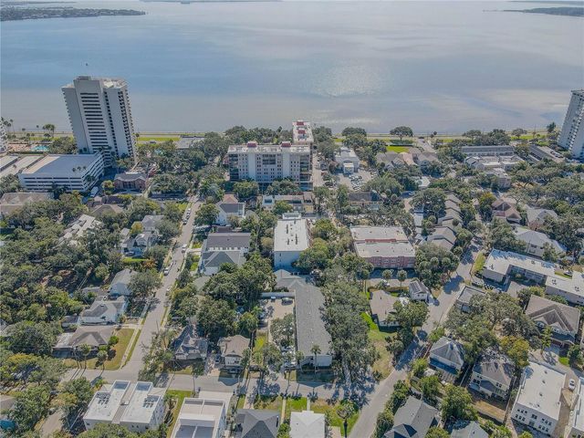 2314 S CLEWIS COURT 204, Tampa, FL 33629