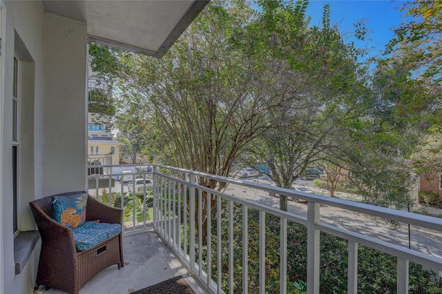 2314 S CLEWIS COURT 204, Tampa, FL 33629