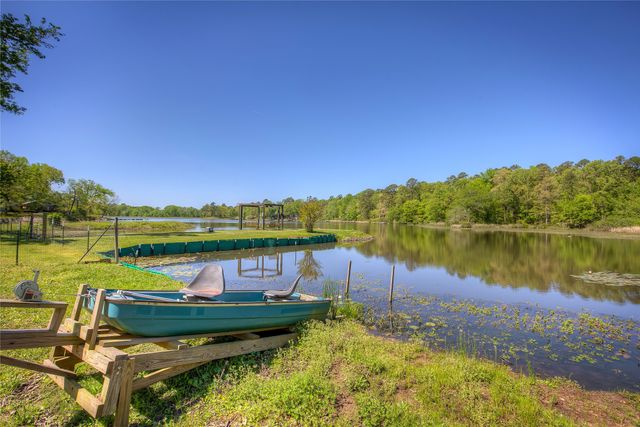 1462 Private Road 8692, Winnsboro, TX 75494
