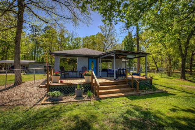 1462 Private Road 8692, Winnsboro, TX 75494