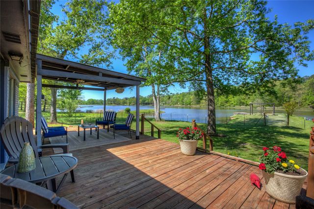1462 Private Road 8692, Winnsboro, TX 75494