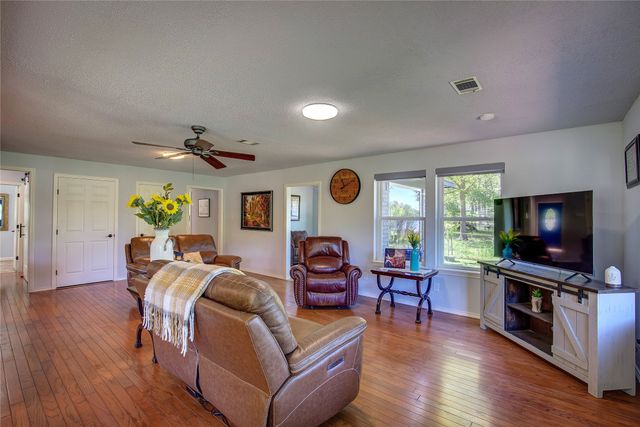 1462 Private Road 8692, Winnsboro, TX 75494