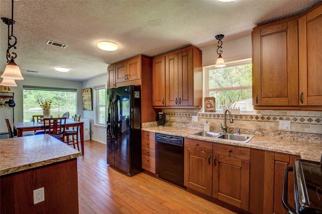 1462 Private Road 8692, Winnsboro, TX 75494