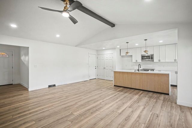 2344 S Kickapoo Avenue, Springfield, MO 65804