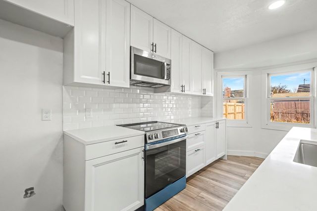 2344 S Kickapoo Avenue, Springfield, MO 65804