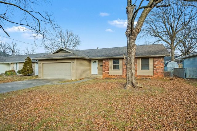 2344 S Kickapoo Avenue, Springfield, MO 65804