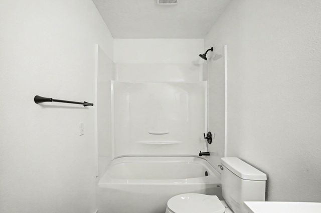 2344 S Kickapoo Avenue, Springfield, MO 65804