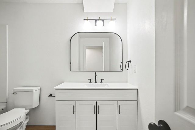 2344 S Kickapoo Avenue, Springfield, MO 65804