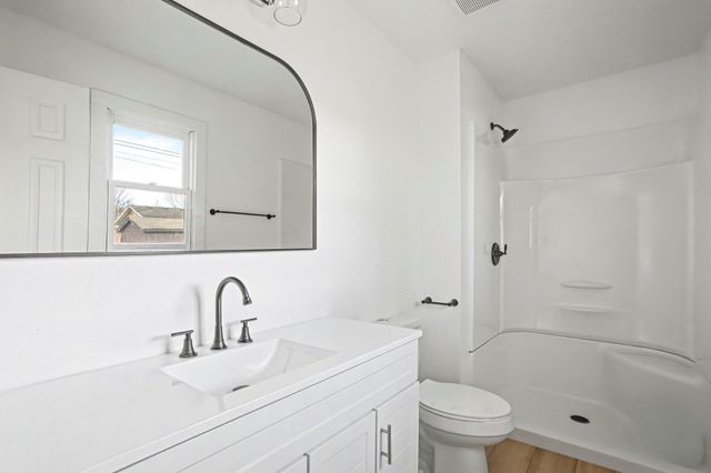 2344 S Kickapoo Avenue, Springfield, MO 65804