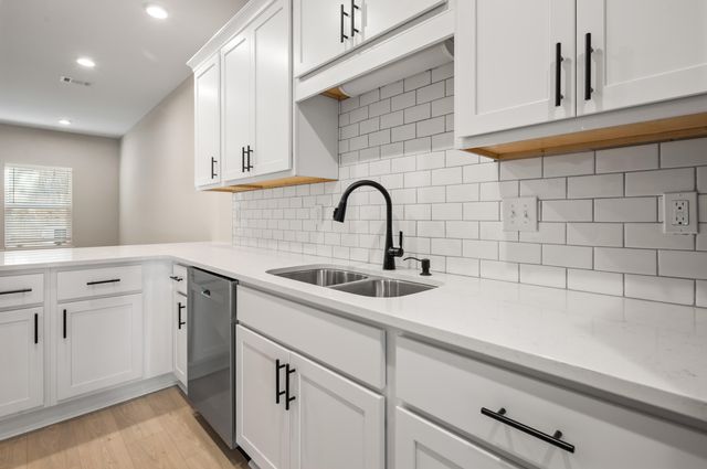 162 Westview Avenue, Valparaiso, FL 32580