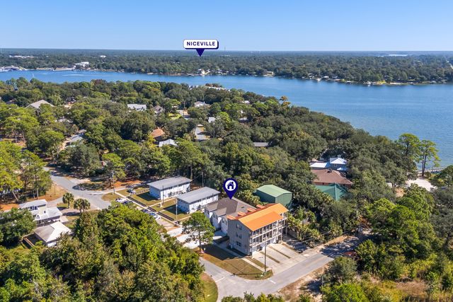 162 Westview Avenue, Valparaiso, FL 32580