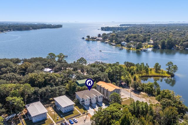 162 Westview Avenue, Valparaiso, FL 32580