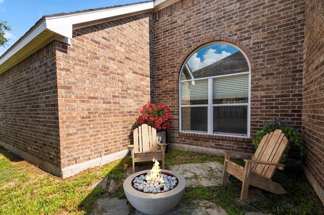 9907 Brandywood Circle, Tomball, TX 77375