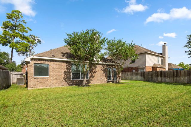 9907 Brandywood Circle, Tomball, TX 77375