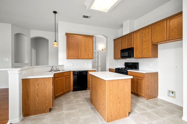 9907 Brandywood Circle, Tomball, TX 77375