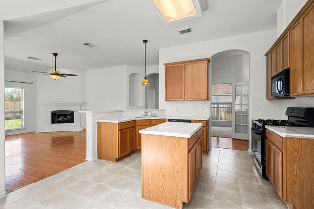 9907 Brandywood Circle, Tomball, TX 77375