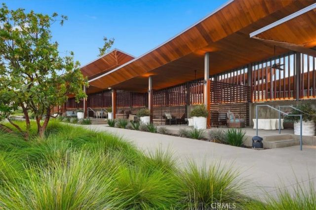 27317 Bear Creek Lane, Valencia, CA 91381