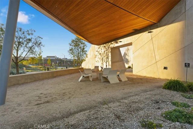 27317 Bear Creek Lane, Valencia, CA 91381