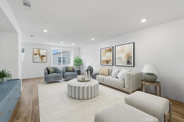 27317 Bear Creek Lane, Valencia, CA 91381