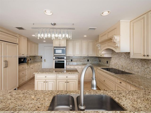 200 E Palmetto Park Rd 700, Boca Raton, FL 33432