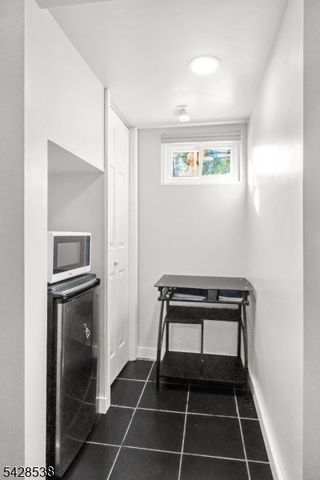120 Livingston Rd, Linden City, NJ 07036