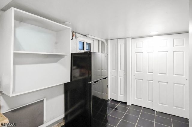 120 Livingston Rd, Linden City, NJ 07036