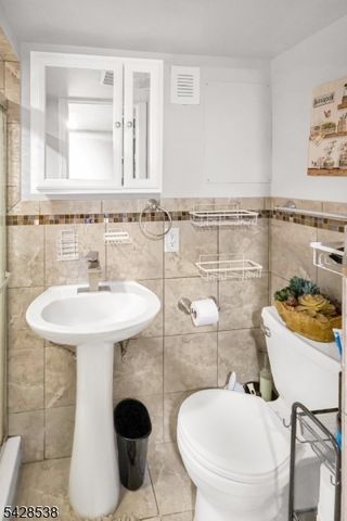 120 Livingston Rd, Linden City, NJ 07036