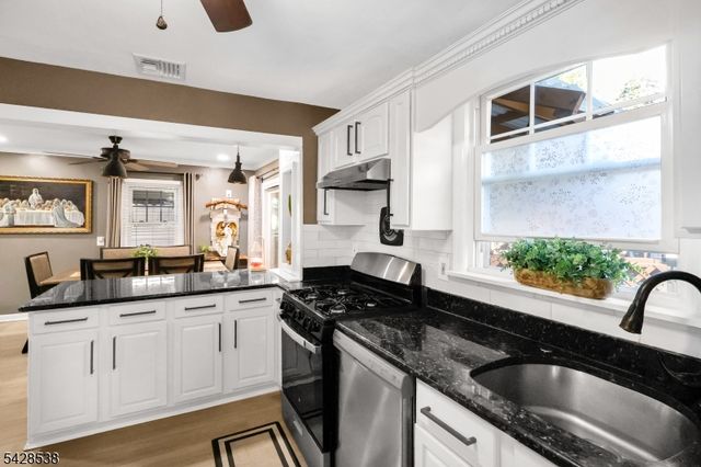 120 Livingston Rd, Linden City, NJ 07036