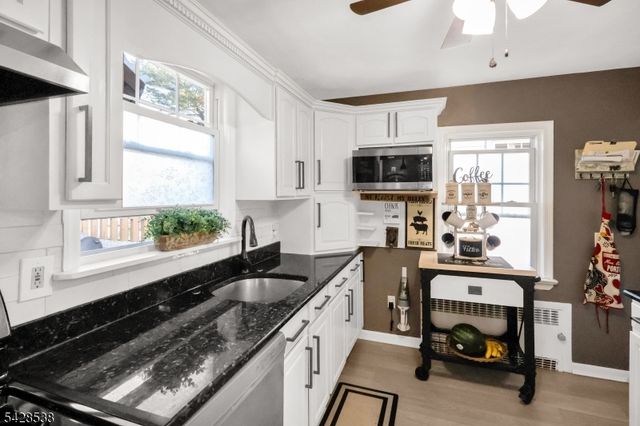 120 Livingston Rd, Linden City, NJ 07036
