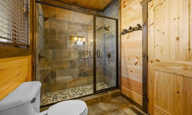 4521 Shangrila Way, Sevierville, TN 37876