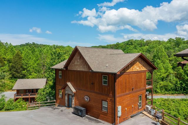 4521 Shangrila Way, Sevierville, TN 37876