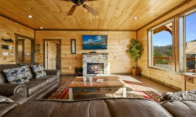 4521 Shangrila Way, Sevierville, TN 37876