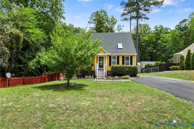 3111 Castlebury Dr, Chester, VA 23831