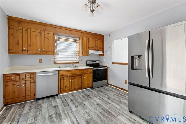 3111 Castlebury Dr, Chester, VA 23831