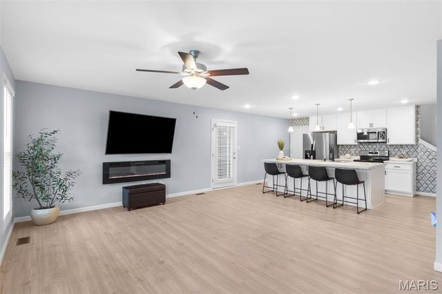 5085 Barter Street, St Charles, MO 63301