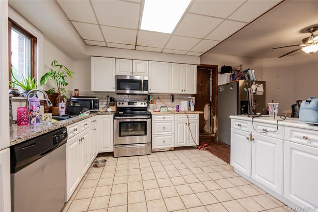 122 Clinton Avenue, Port Jefferson Station, NY 11776