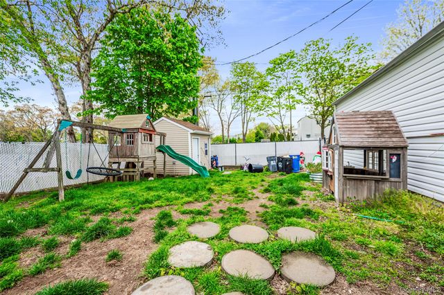 122 Clinton Avenue, Port Jefferson Station, NY 11776
