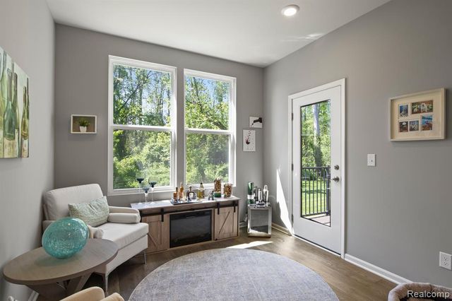 39985 Premier Drive, Plymouth, MI 48170