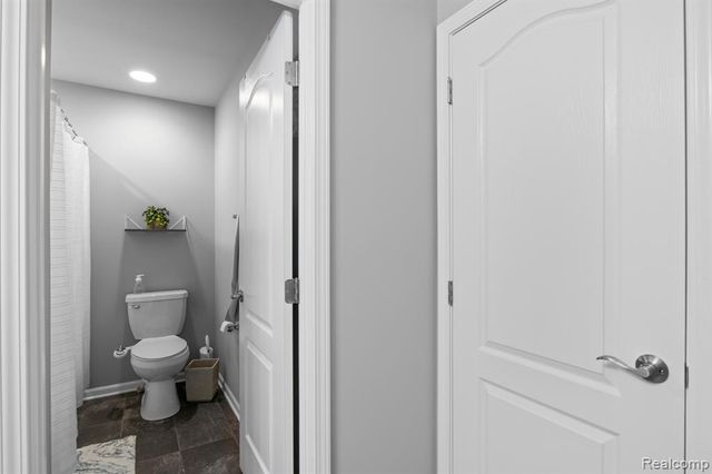 39985 Premier Drive, Plymouth, MI 48170