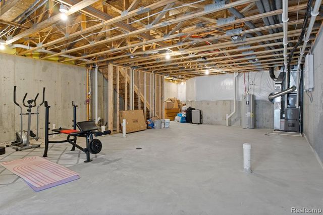 39985 Premier Drive, Plymouth, MI 48170