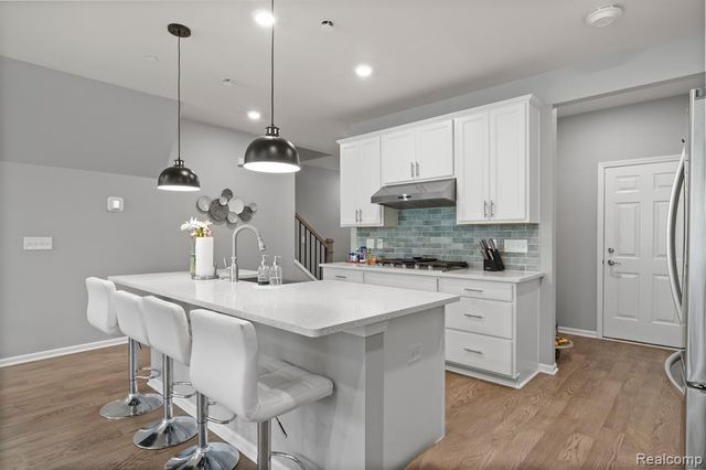 39985 Premier Drive, Plymouth, MI 48170