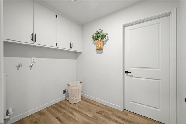 400 Tioga Dr, Lodi, CA 95242