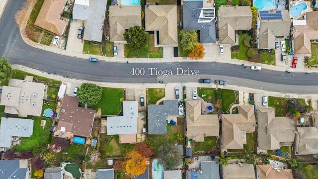 400 Tioga Dr, Lodi, CA 95242